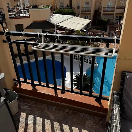Daire Casa Crown Maisonette Mit 2 Schlafzimmern Und Poolblick