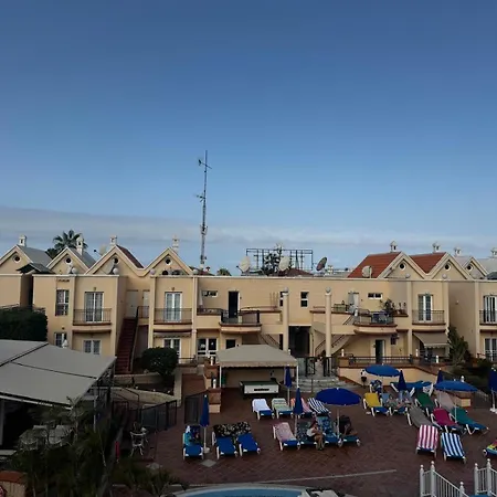 Casa Crown Maisonette Playa Fanabe דירה *