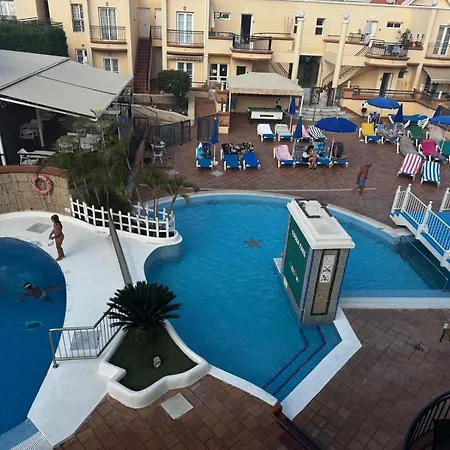 Daire Casa Crown Maisonette Mit 2 Schlafzimmern Und Poolblick *