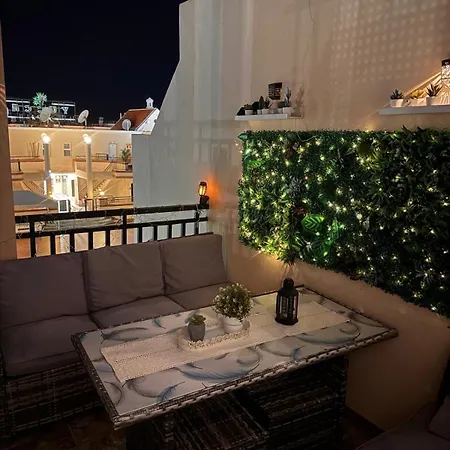 Casa Crown Maisonette Mit 2 Schlafzimmern Und Poolblick Apartamento *